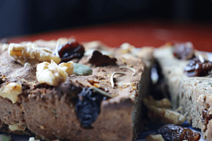 almond-bread-with-raisens-cut-on-plate